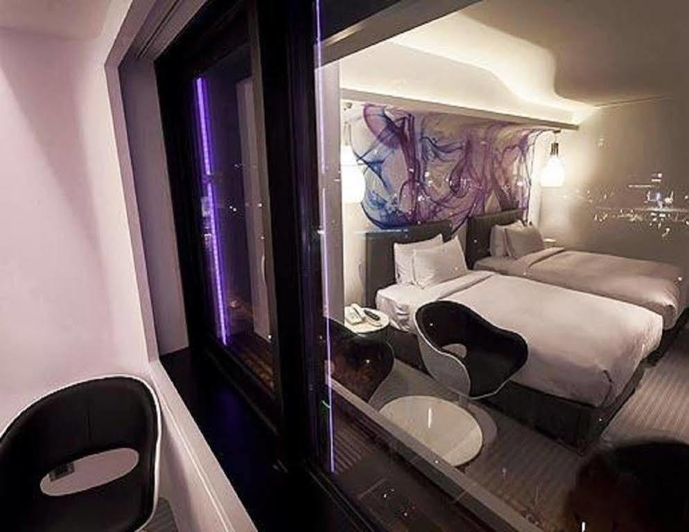Royal Hotel Group- Central Park Branch Kaohsiung Buitenkant foto